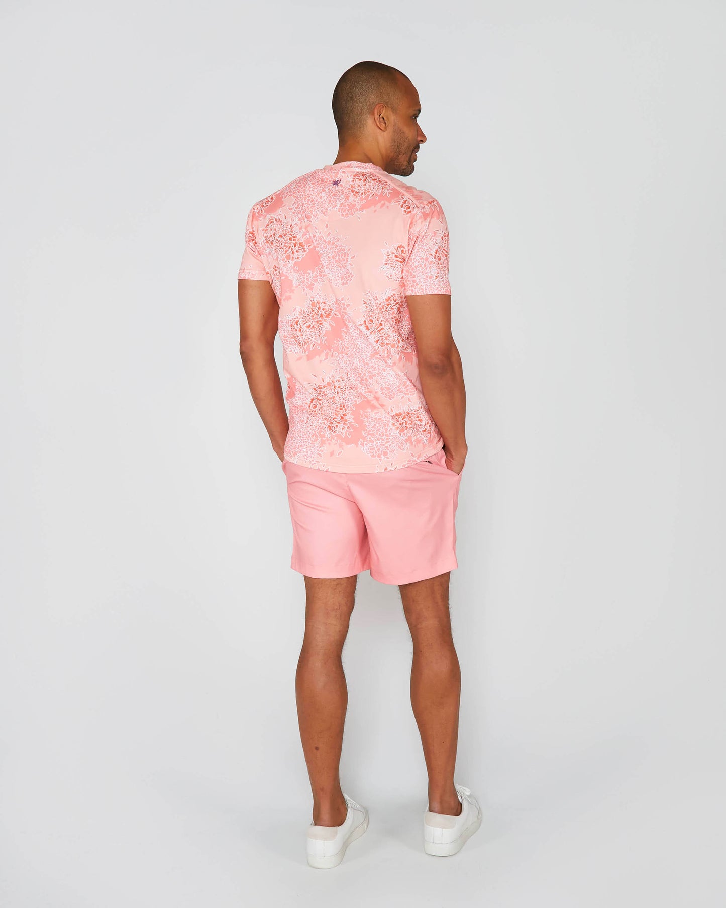 MAZE BOUQUET ISLAND V-NECK TEE - PINK