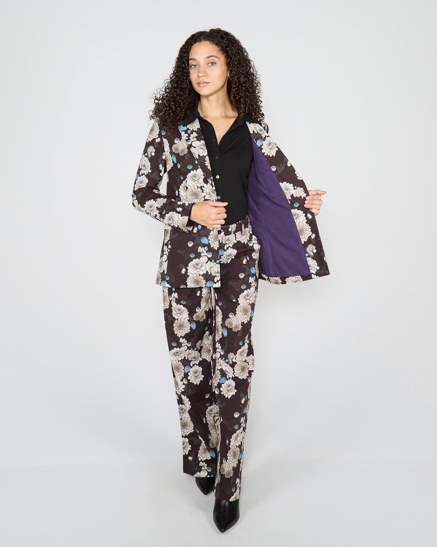 JANE SERIOUS FLORAL TAILORED BLAZER - BLACK