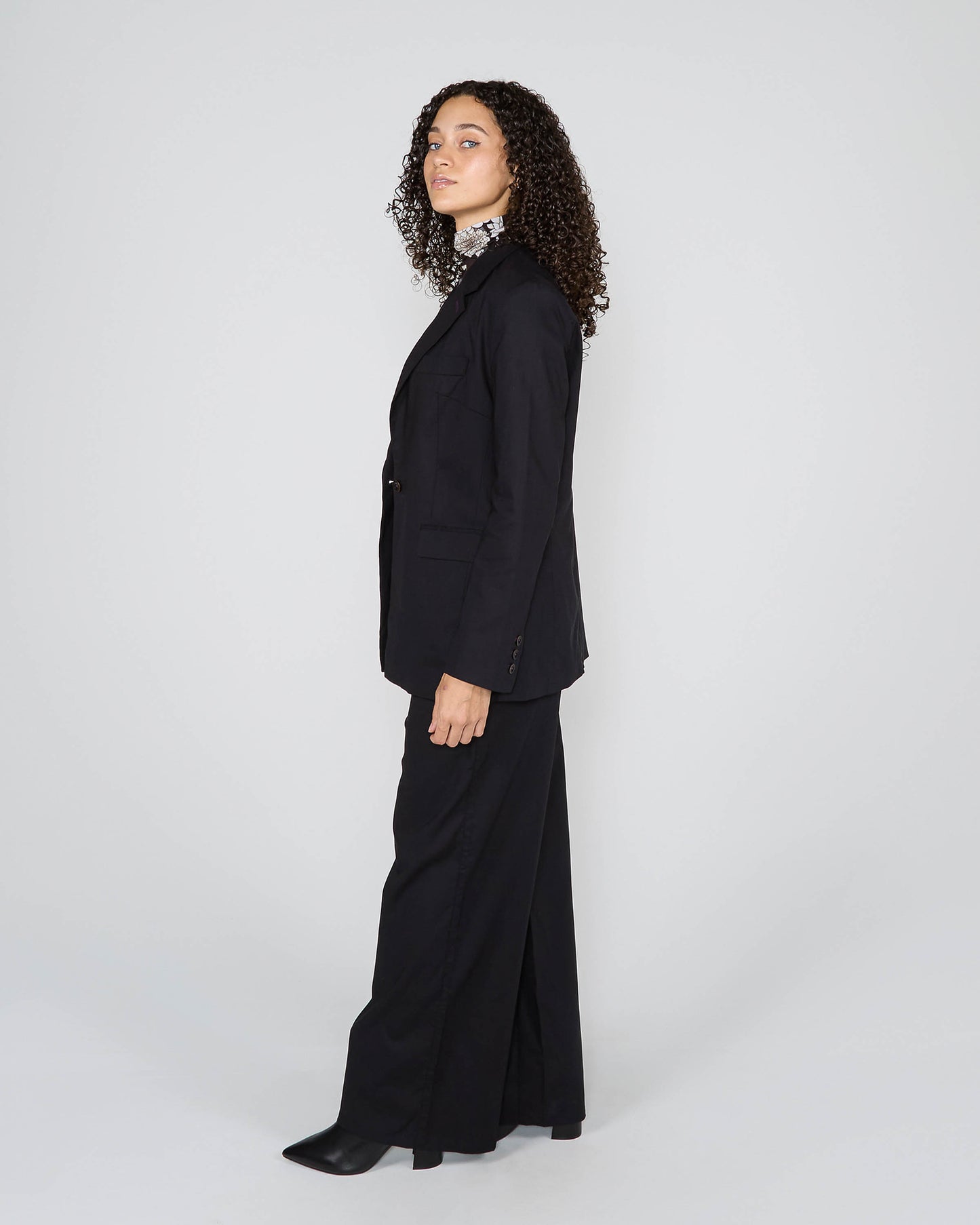 JANE TAILORED BLAZER - BLACK