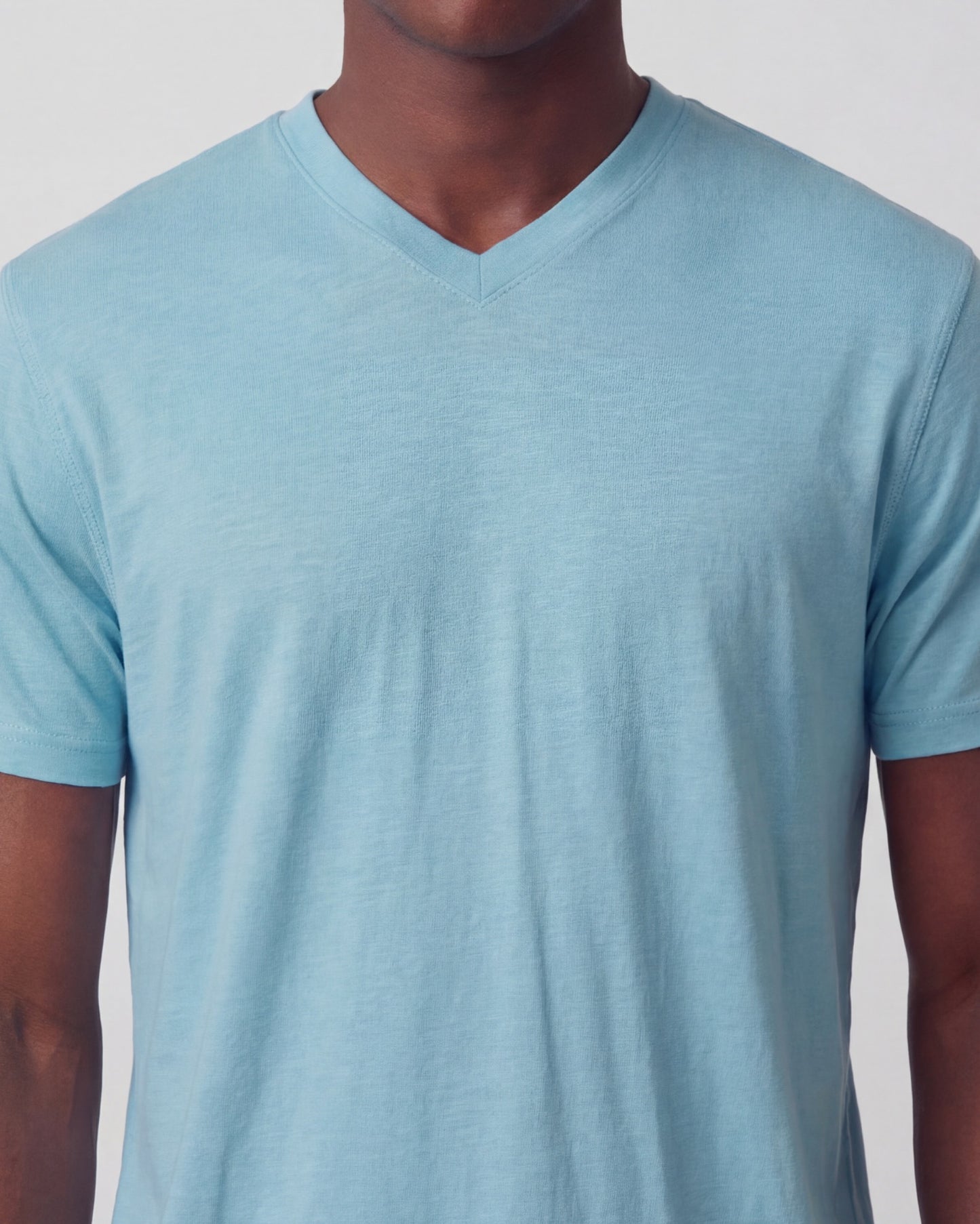 VICTOR MERINO V-NECK TEE - TEAL
