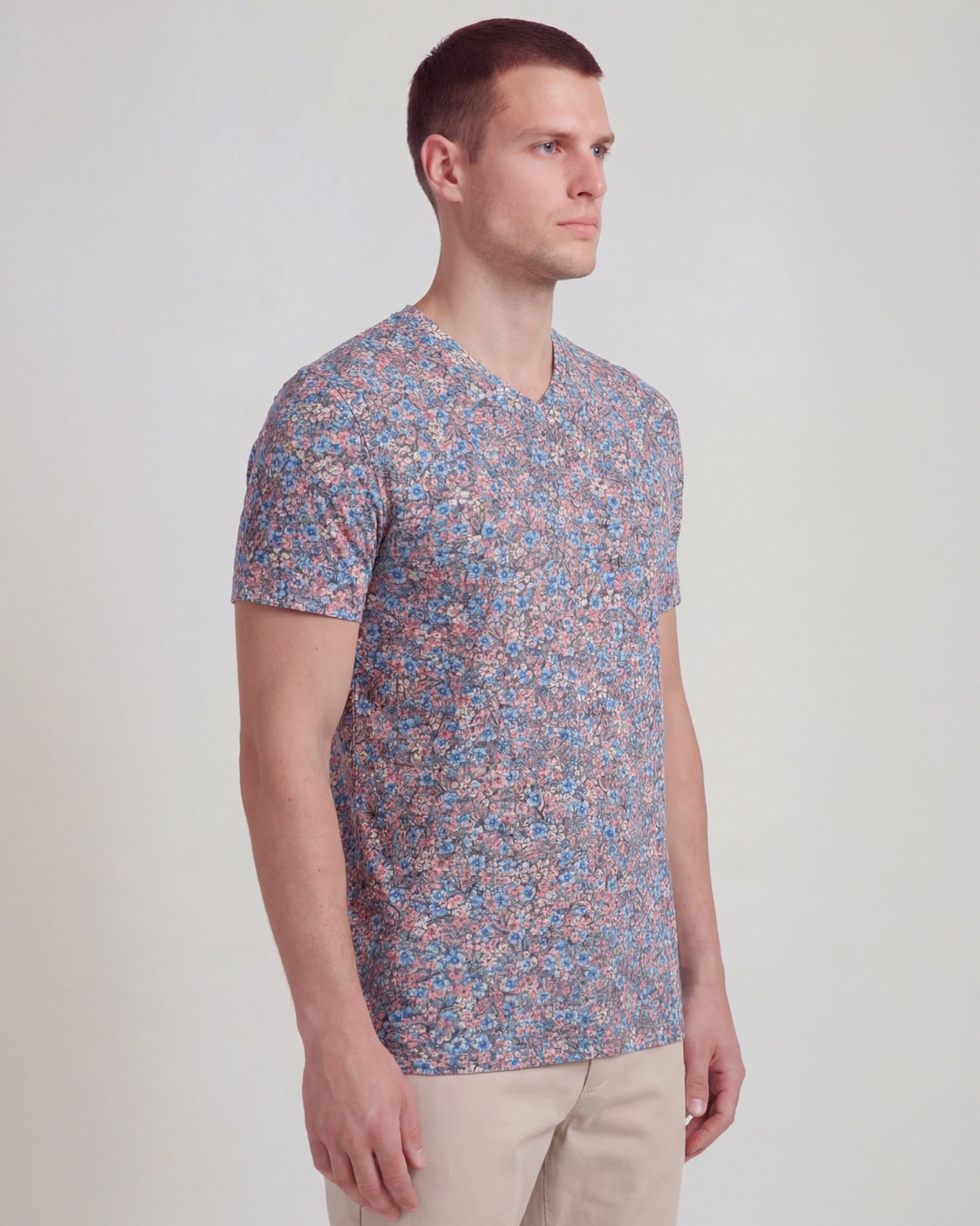 MAZE FLORAL FIELD CORAL MENS VNECK TEE