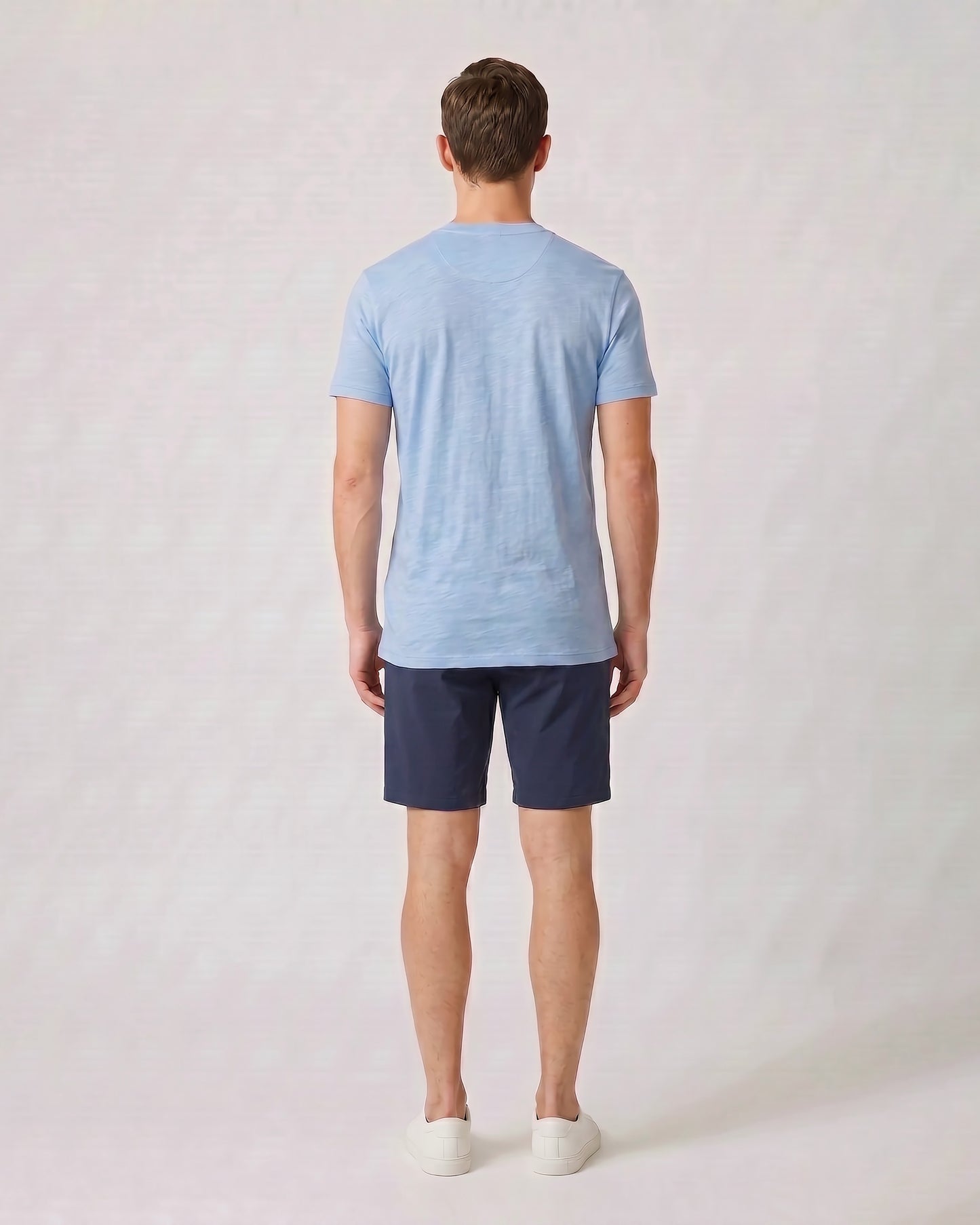 VICTOR V-NECK MERINO SHIRT IN BLUE