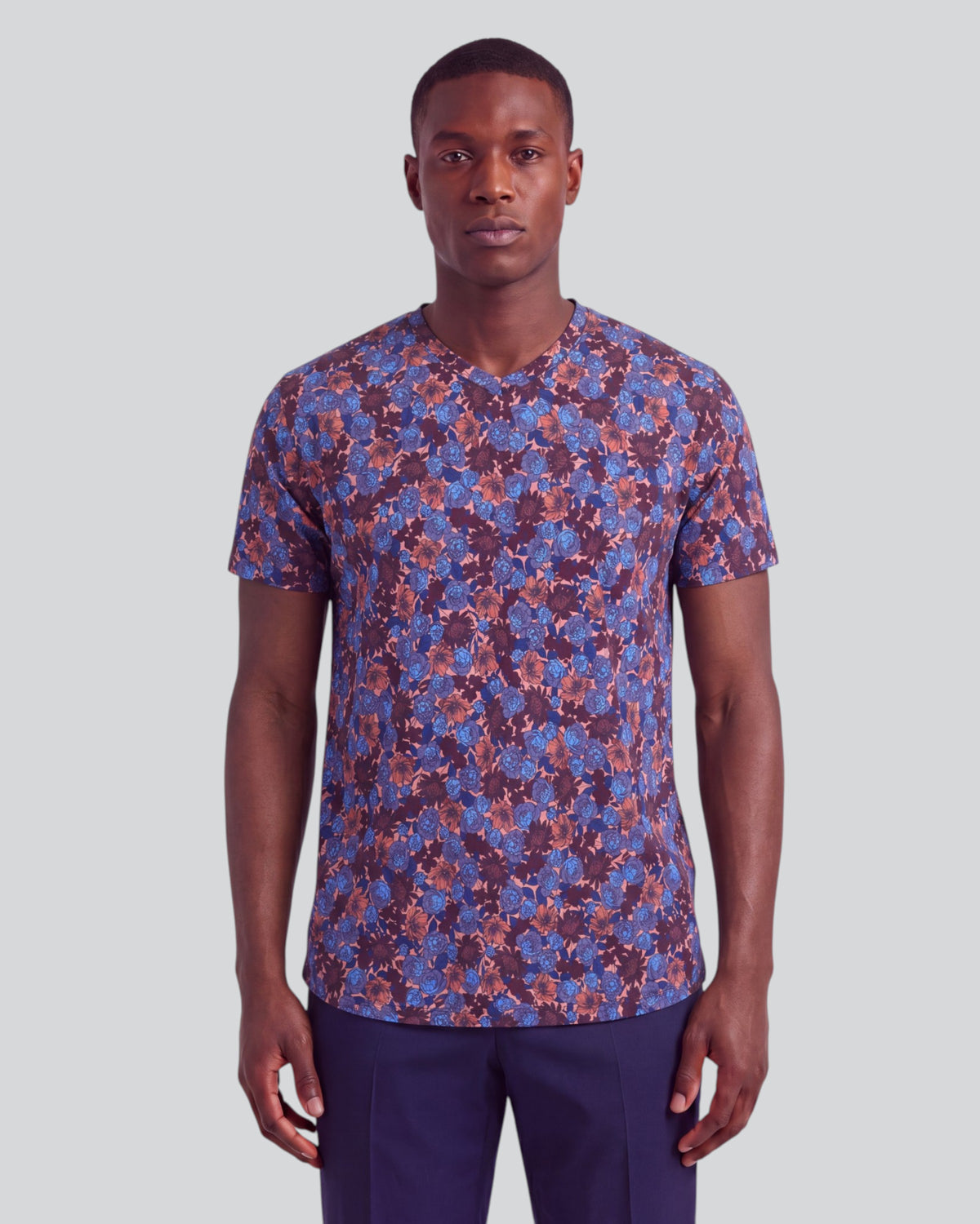 MAZE TERNBERG FLORAL AMBER MEN'S STRETCH COTTON V-NECK TEE